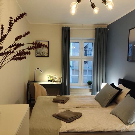 Grand-Tourist Apartments - K2010 กดัญสก์ ภายนอก รูปภาพ